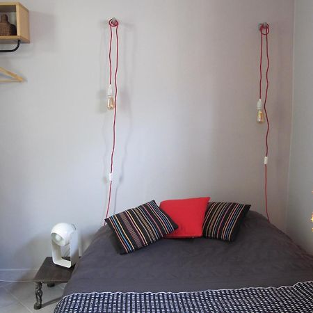 Studio Avec Cour Exterieure Aux Portes De Paris Bagnolet Eksteriør billede